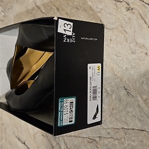 Naturalizer black leather pumpa